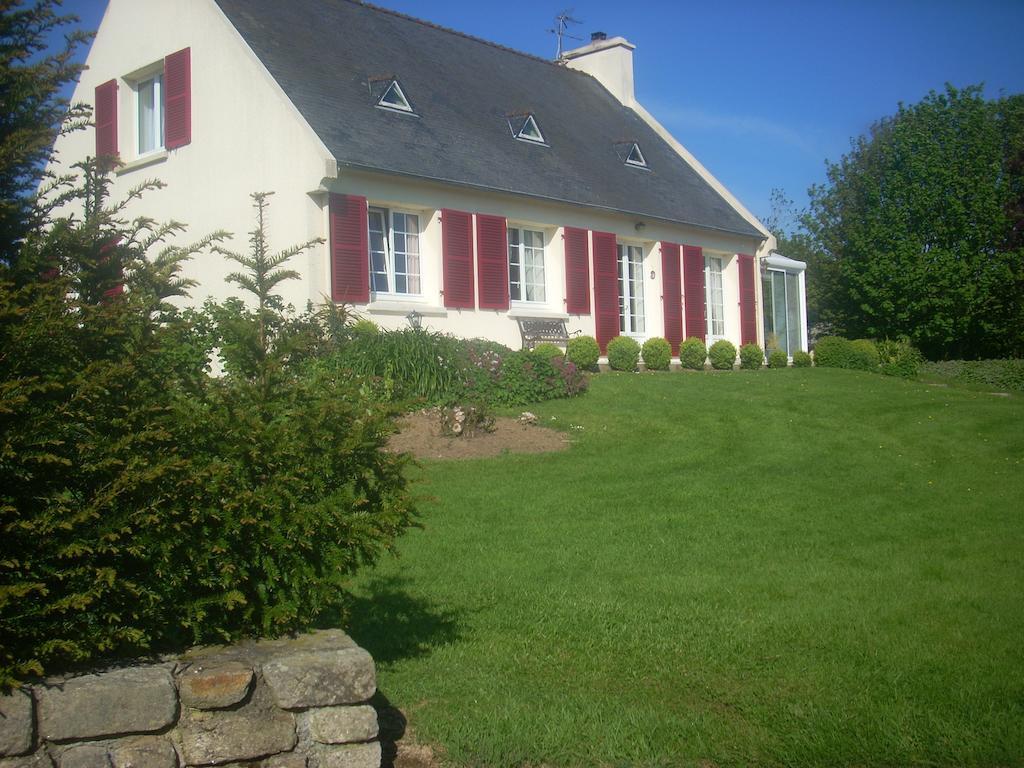Lanhouarneau Chambres D'Hotes Kergollay מראה חיצוני תמונה